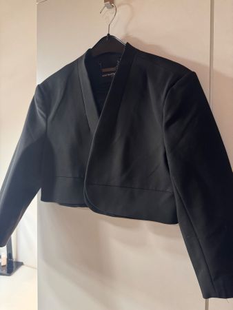kurz Blazer schwarz von Orsay in Gr. 36 / nie getragen