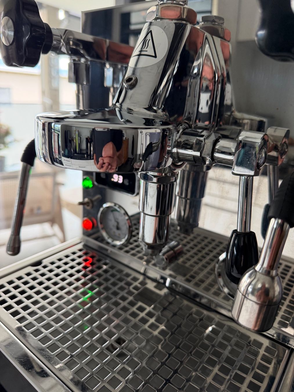 Profitec Kaffeemaschinen & Espressomaschinen: Profitec Pro 700 Dual Boiler Siebträger – Defekt aus Oberägeri von stek2018
