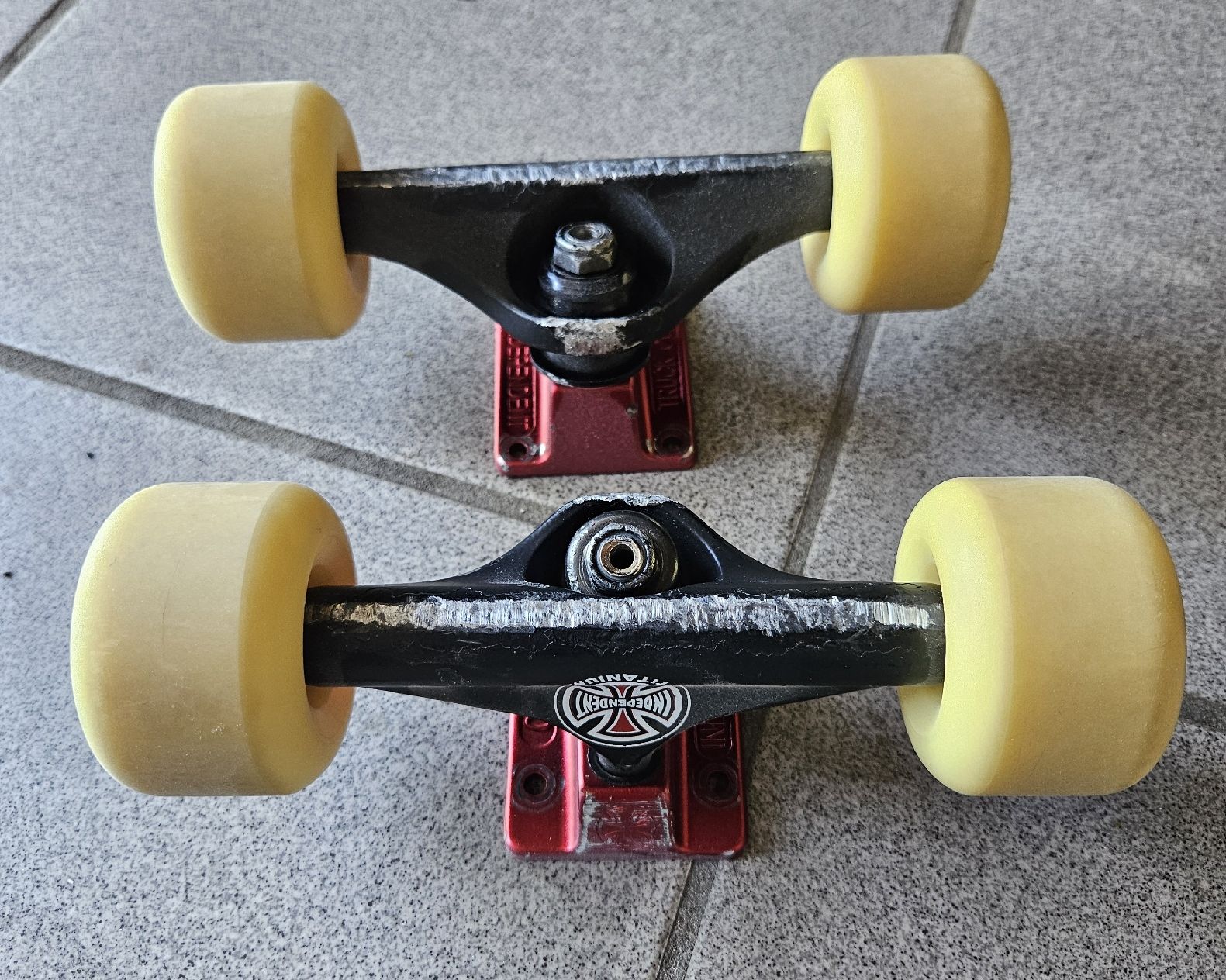 Skateboards: axes de skate independent – Usato da Tramelan venduto da Vipers1 3
