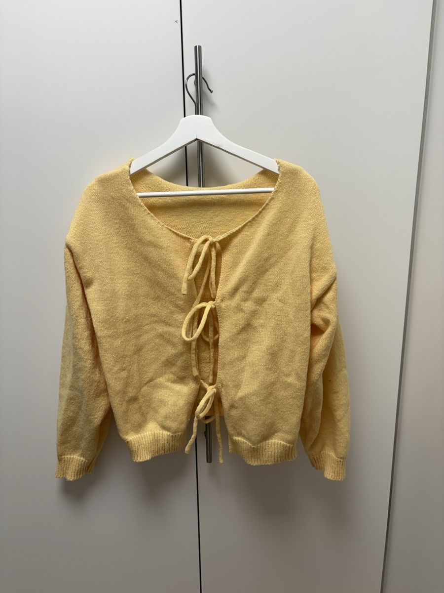 Gilets: Cardigan – Neuf (Voir description) à Sion par sar_8xmg