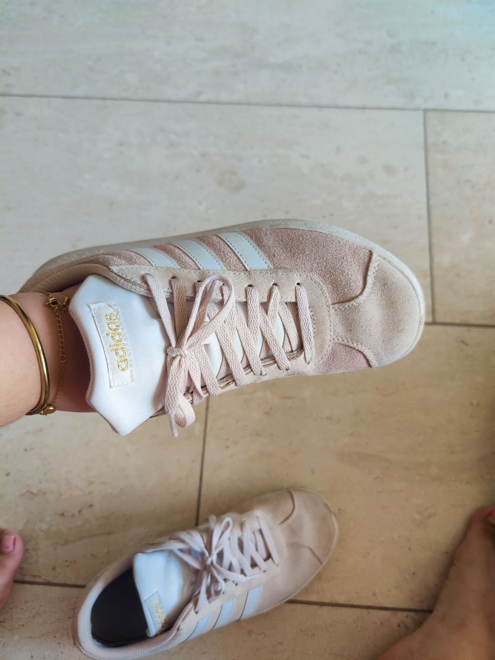 Adidas Chaussures femmes: Adidas sneakers – D'occasion à Dübendorf par vas_69xt 1