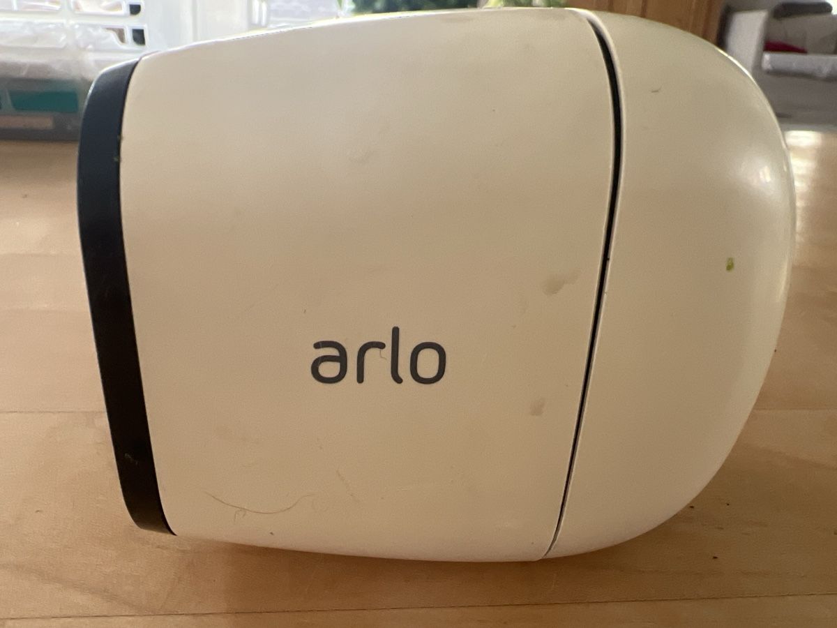 Arlo Videocamere: Netgear Arlo Go (Modellnummer: VML4030). – Usato da Biglen venduto da Giorgio4 1