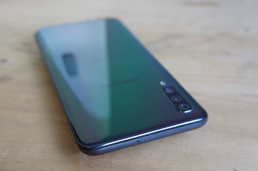 Samsung Portables: Samsung Galaxy A50 128 GB – D'occasion à Ollon VD par polopan 2
