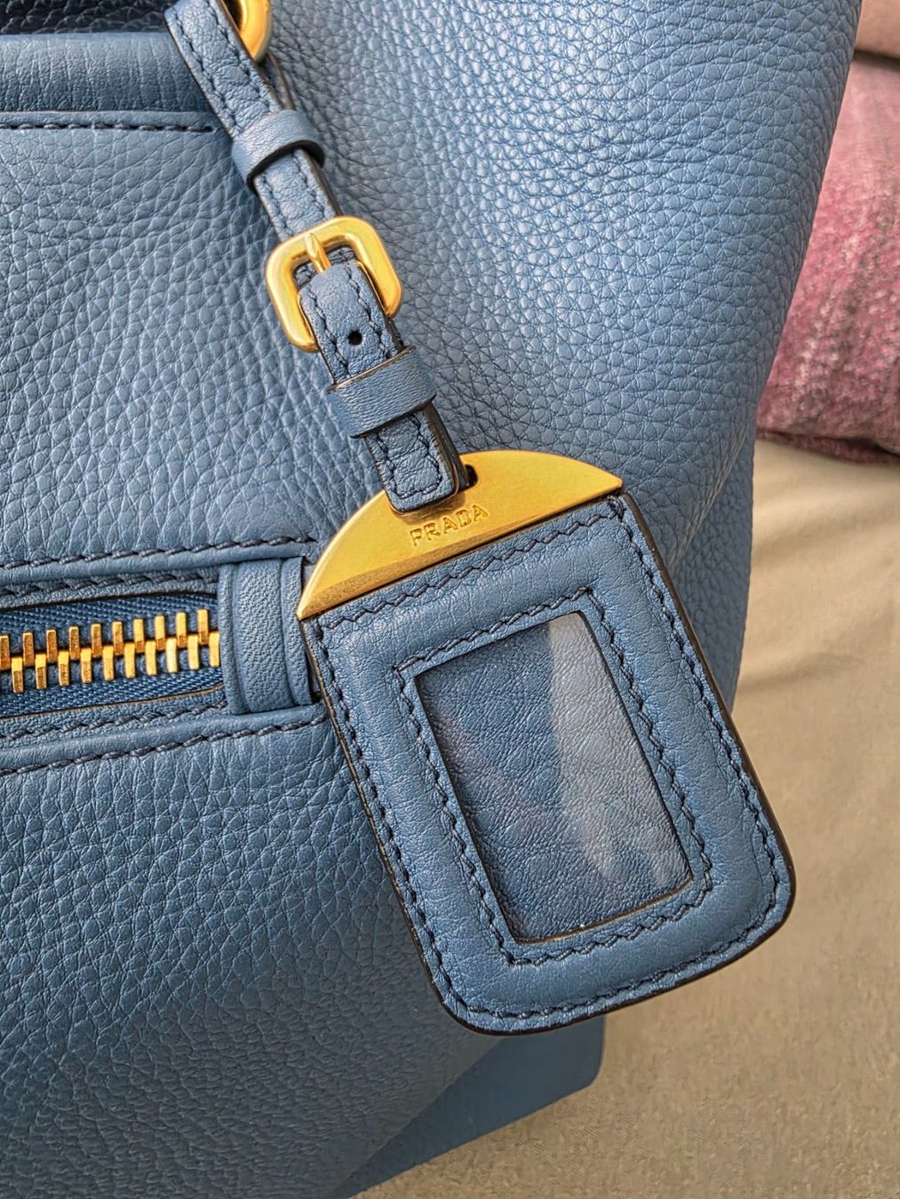 Prada Borse da donna: Sac à main Prada Vitello Daino – Usato da Renens VD venduto da Iepurica19avril 4