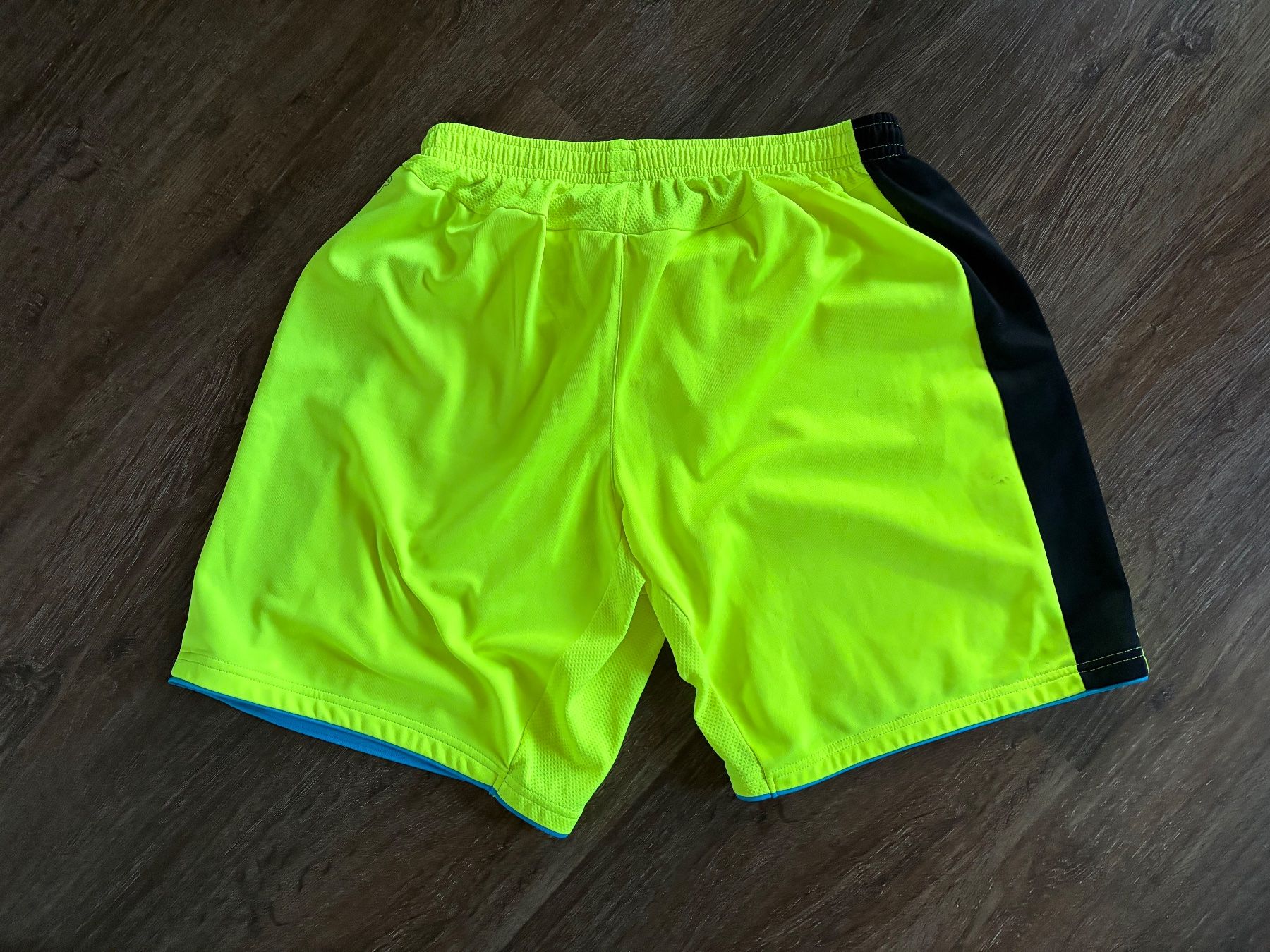 Puma Hosen: Schweiz SFV Hosen Gr. L – Gebraucht aus Muttenz von bargain_hunter 2
