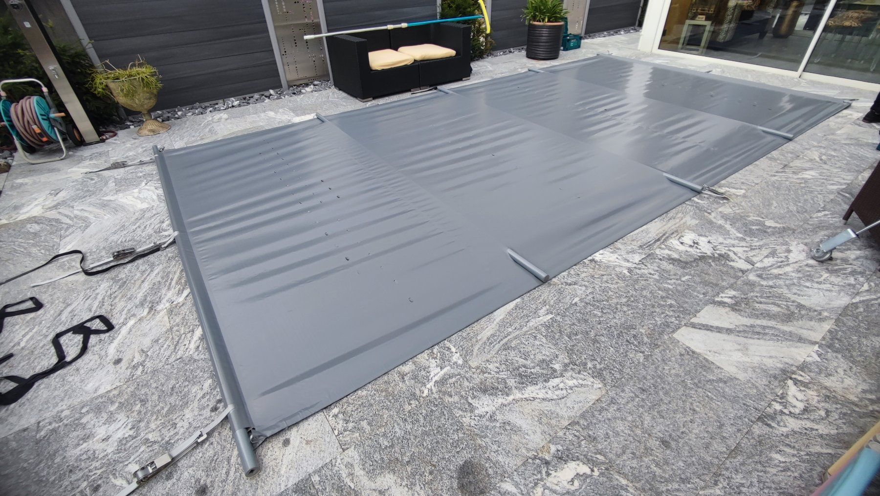 Piscine: Rollabdeckung Klassik 850x450cm Poolabdeckung Poolblache – Nuovo e nell'imballaggio originale da Kriens venduto da PoolsIsland 3