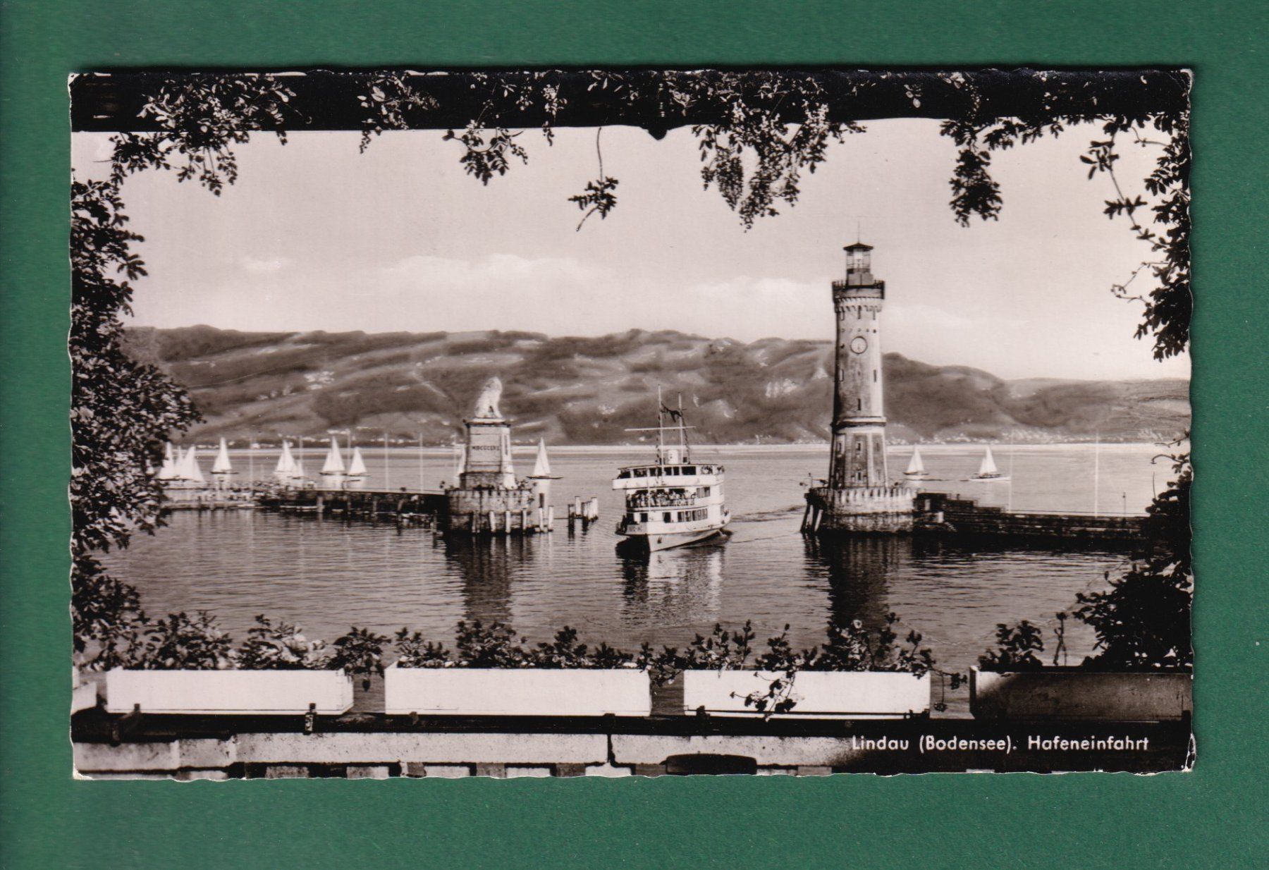 Cartoline postali: LINDAU - Hafeneinfahrt – Usato da Pully venduto da nicecards-shop
