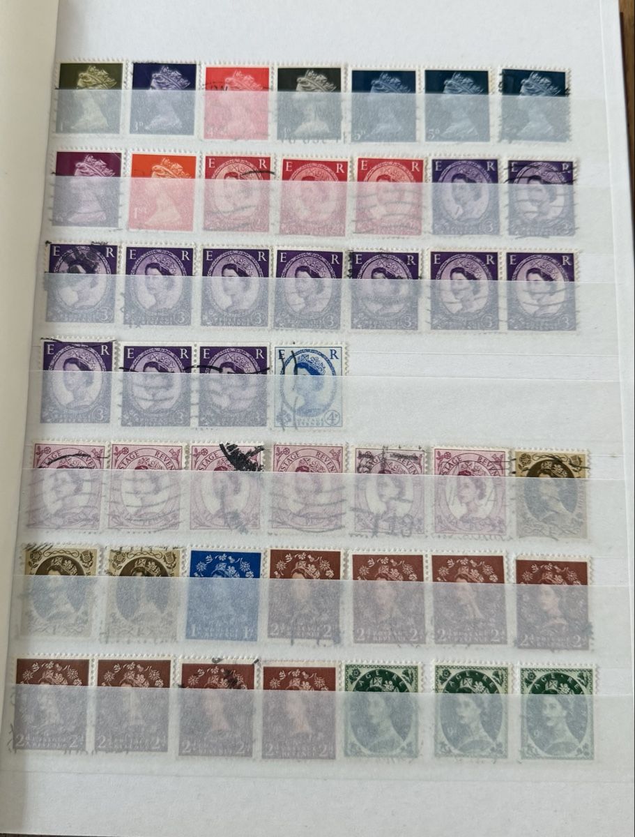 Tutti i francobolli: Briefmarkensammlung Grossbritannien – Usato da Niederbipp venduto da Babalinho11 1