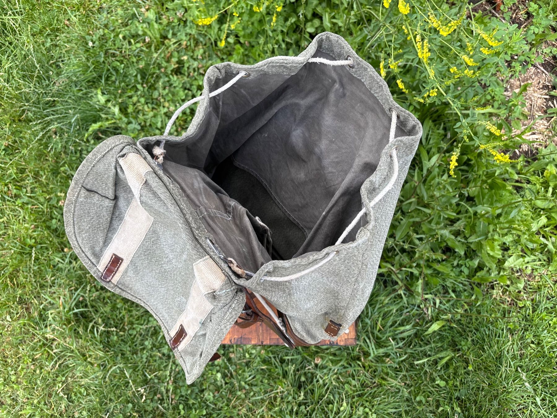 Schweizer Armee Zaini: Schweizer Militär Rucksack – Usato da Feldbach venduto da Fea1 9