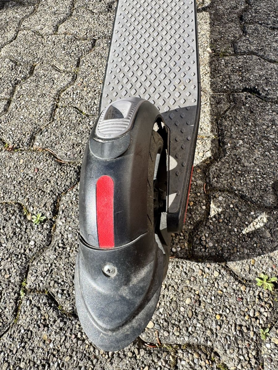 Segway Kickboard: Ninebot ES1 - Neuer 350W Motor, Speedhack möglich – Usato da Unterengstringen venduto da how_9ftb 6