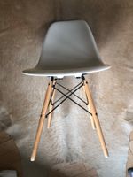 Plastic Chair, beige, Top Zustand!