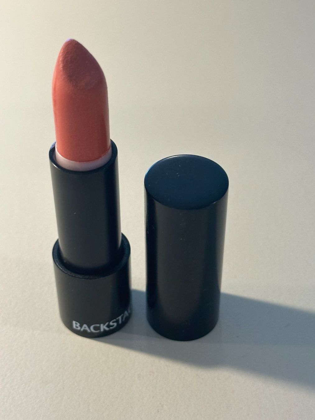 Make-up: Backstage Lipstick Nr. 124 Tender Touch - fast NEU – Nuovo (secondo la descrizione) da Dübendorf venduto da san_tt6m