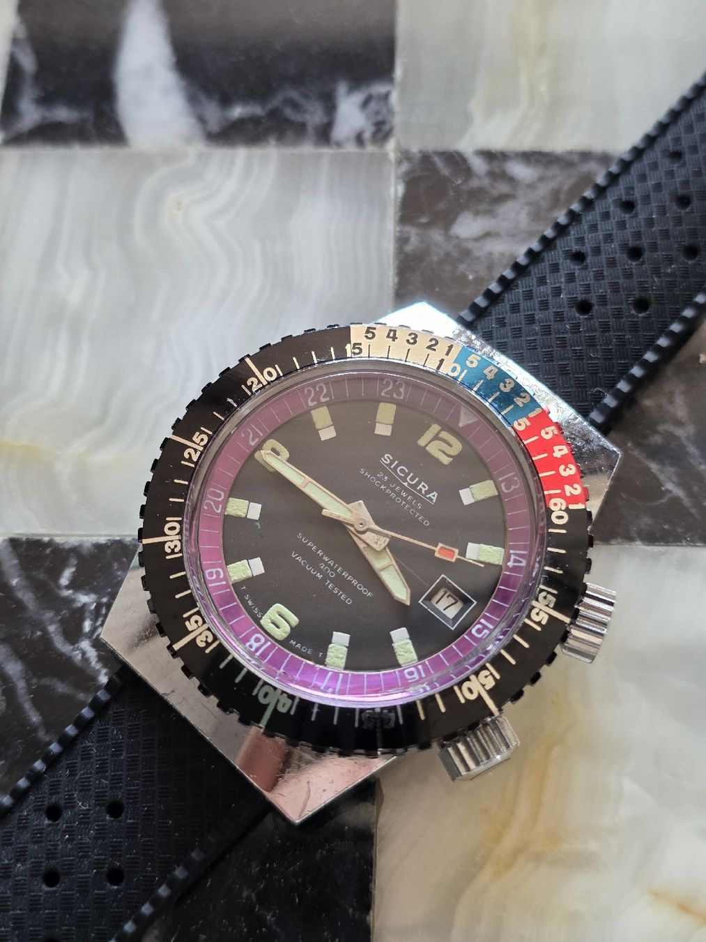 Sicura Orologi: Vintage Sicura Diver – Usato da Salmsach venduto da Vinted.by.Y.R