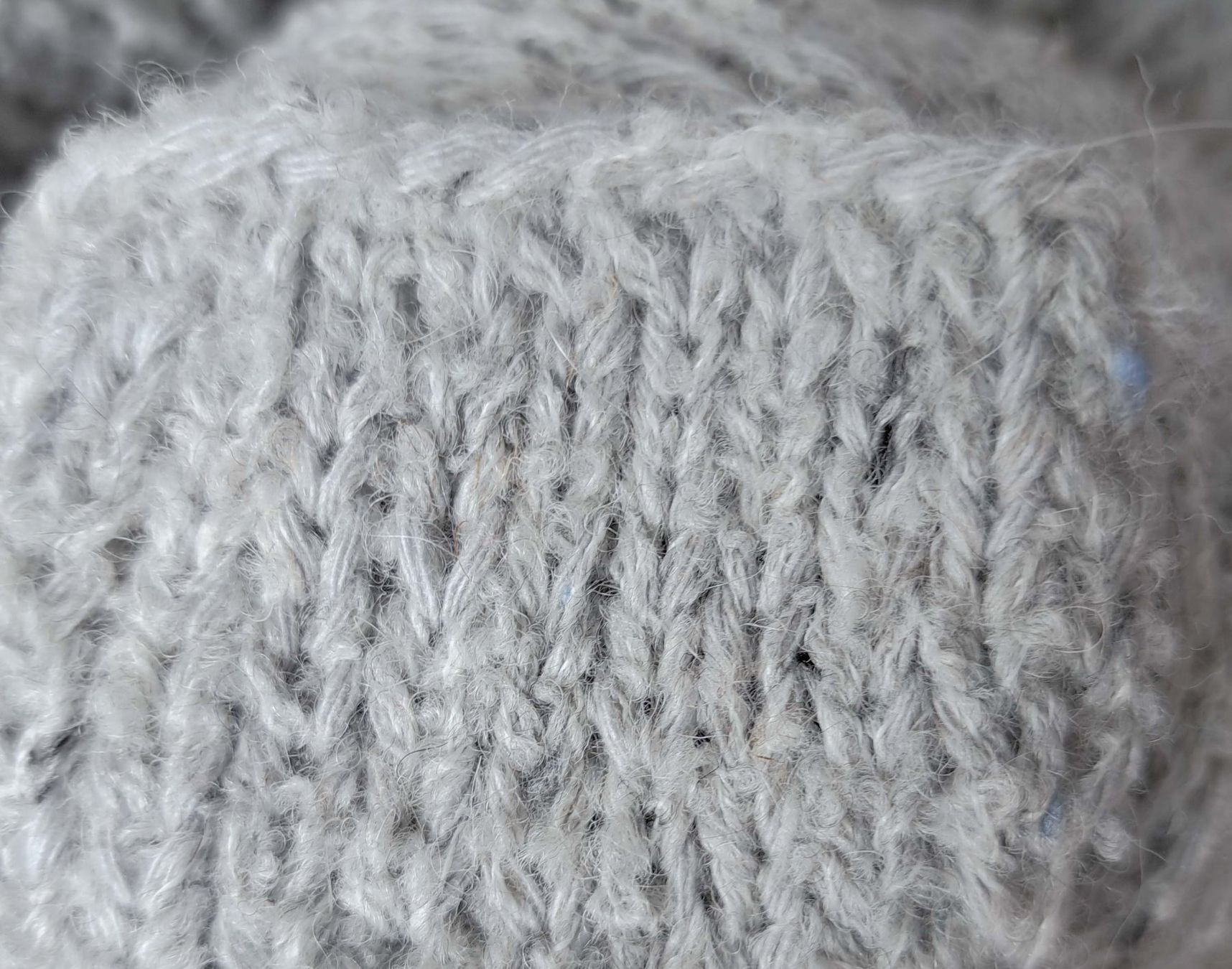 Lana: 575 g Wolle, hellgrau – Nuovo e nell'imballaggio originale da Basel venduto da Sweet-Yarns01 2