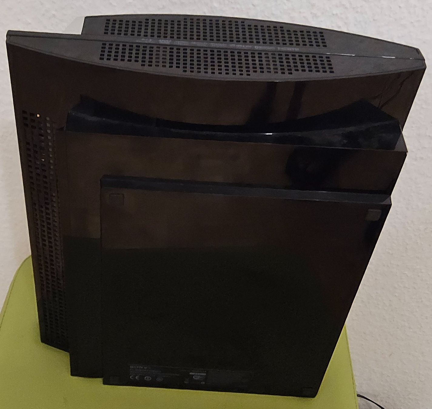 Sony Consoles: Ab CHF 1.- PS3 Phat mit Controlller – D'occasion à Basel par drfsim 1