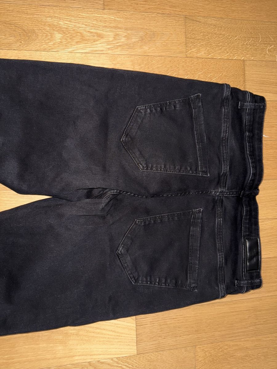 Vero Moda Jeans: Vero Moda Denim schwarze Hose XL/32 – Usato da Winterthur venduto da yar_dpp8 5
