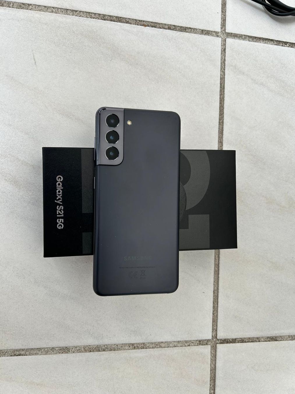 Samsung Handys / Smartphones: Samsung Galaxy S21 5G, 128 GB, Phantom Grau – Gebraucht aus Dättwil AG von Kufo 1