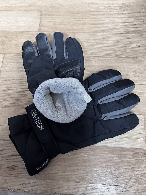 Guanti & manicotti: Insulation Motorradhandschuhe - GIA TECH Grösse XL – Usato da Birsfelden venduto da edi_v7tz