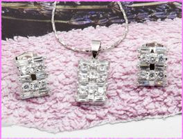 Schmuckset, Anhänger und Ohrringe weiss Vergoldet
