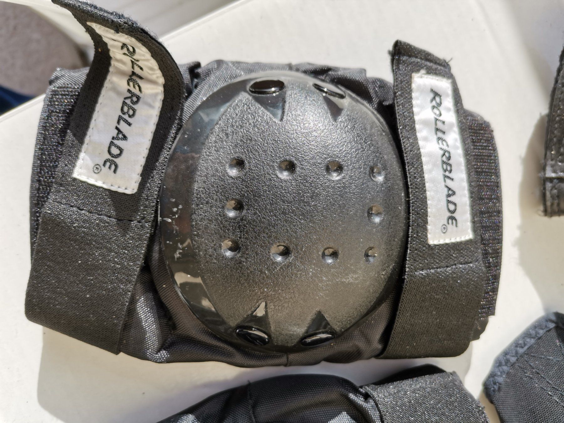 Pattini in linea & Pattini a rotelle: Rollerblade - Inlinekats mit Zubehör Gr.39 helm ,Schoner – Nuovo (secondo la descrizione) da Seuzach venduto da Tritis01 4