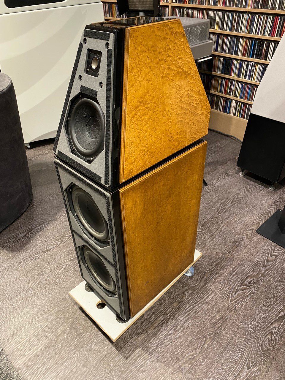 Wilson Casse acustiche: Wilson Audio Watt Puppy V.1 – Usato da dietlikon venduto da avspalinger 1