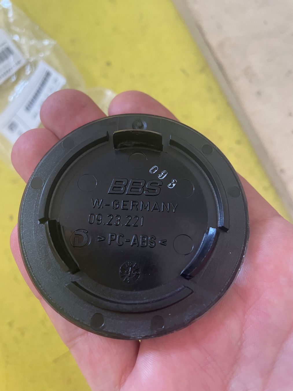 BMW Tutti pezzi di ricambio auto: originale BBS Embleme – Usato da Grenchen venduto da rap_dh6r 2