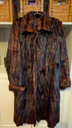 Elegant Vintage Fur Coat - Timeless Winter Fashion Piece