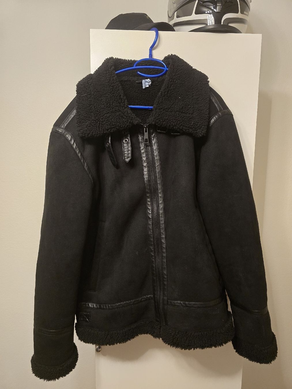 Zara Vestes: Zara Jacke mit Lammfell – Neuf (Voir description) à Emmenbrücke par cla_6nnp 3
