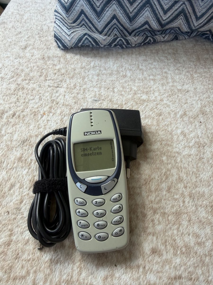 Nokia Telefoni cellulari / Smartphones: Nokia 3310 inkl Lgerät – Usato da Regensdorf venduto da mex5145 7