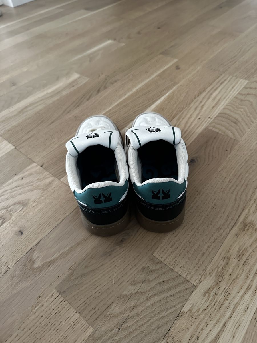 Zara Scarpe per ragazzi: Sneakers Zara 33 neu – Nuovo e nell'imballaggio originale da Bütschwil venduto da Inna_inna 1