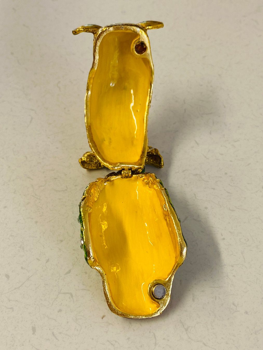 Portagioie: Kleine Schmuckdose Eule goldfarben mit Strass-Steinen – Usato da Niederhelfenschwil venduto da Chleeblatt1938 6