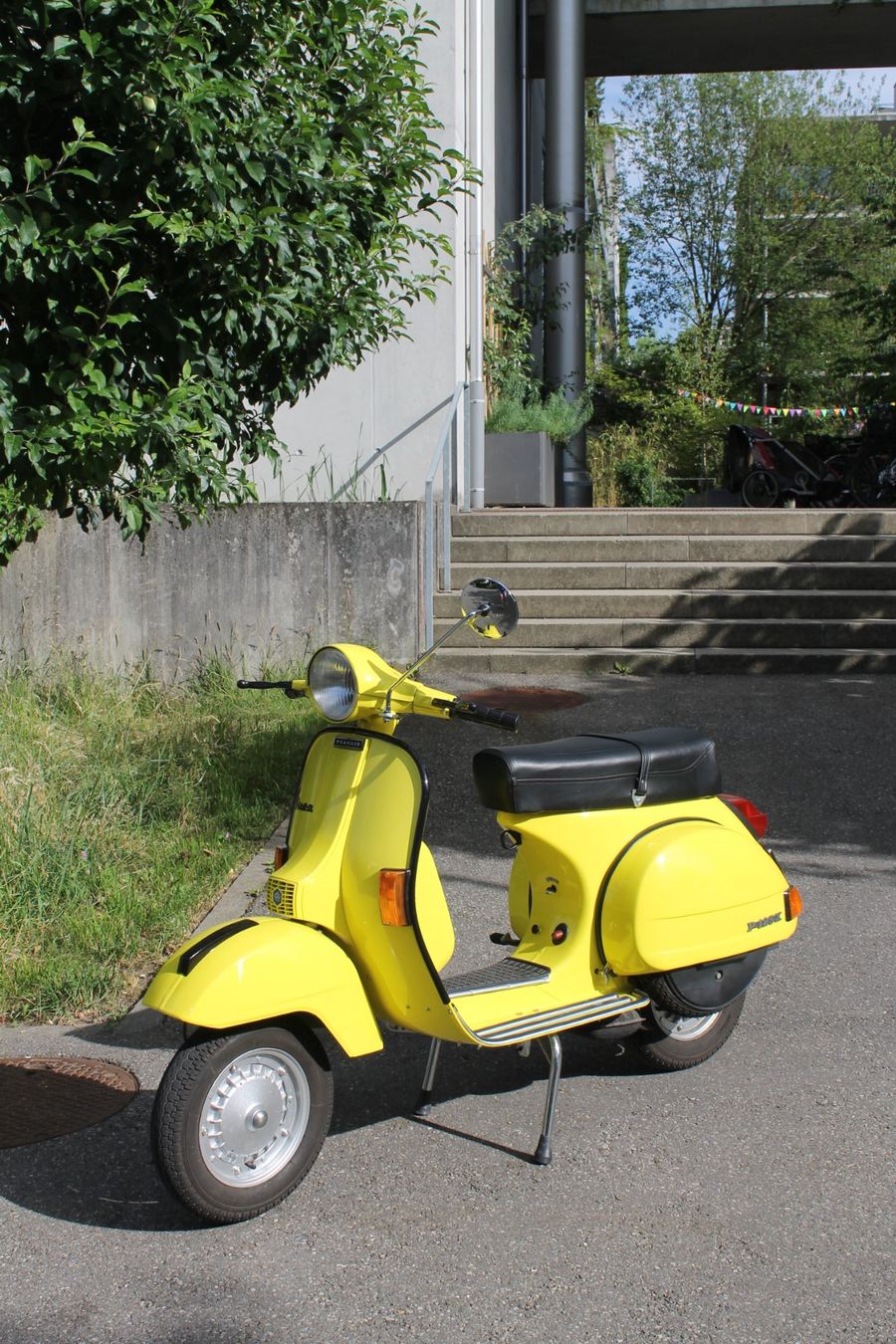 Vespa Scooters: Vespa PX 125 1981 – D'occasion à bern par Gianluca_Wyss