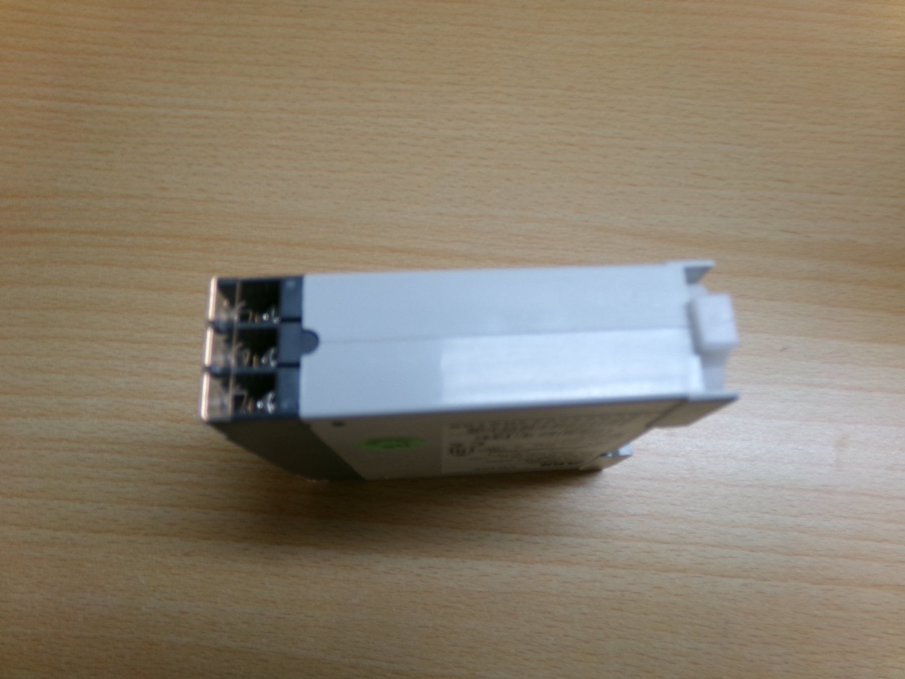 ABB Componenti elettronici: Ueberwachungsrelais 3-Phasig ABB CM-PFE – Usato da Hombrechtikon venduto da HGK50 4