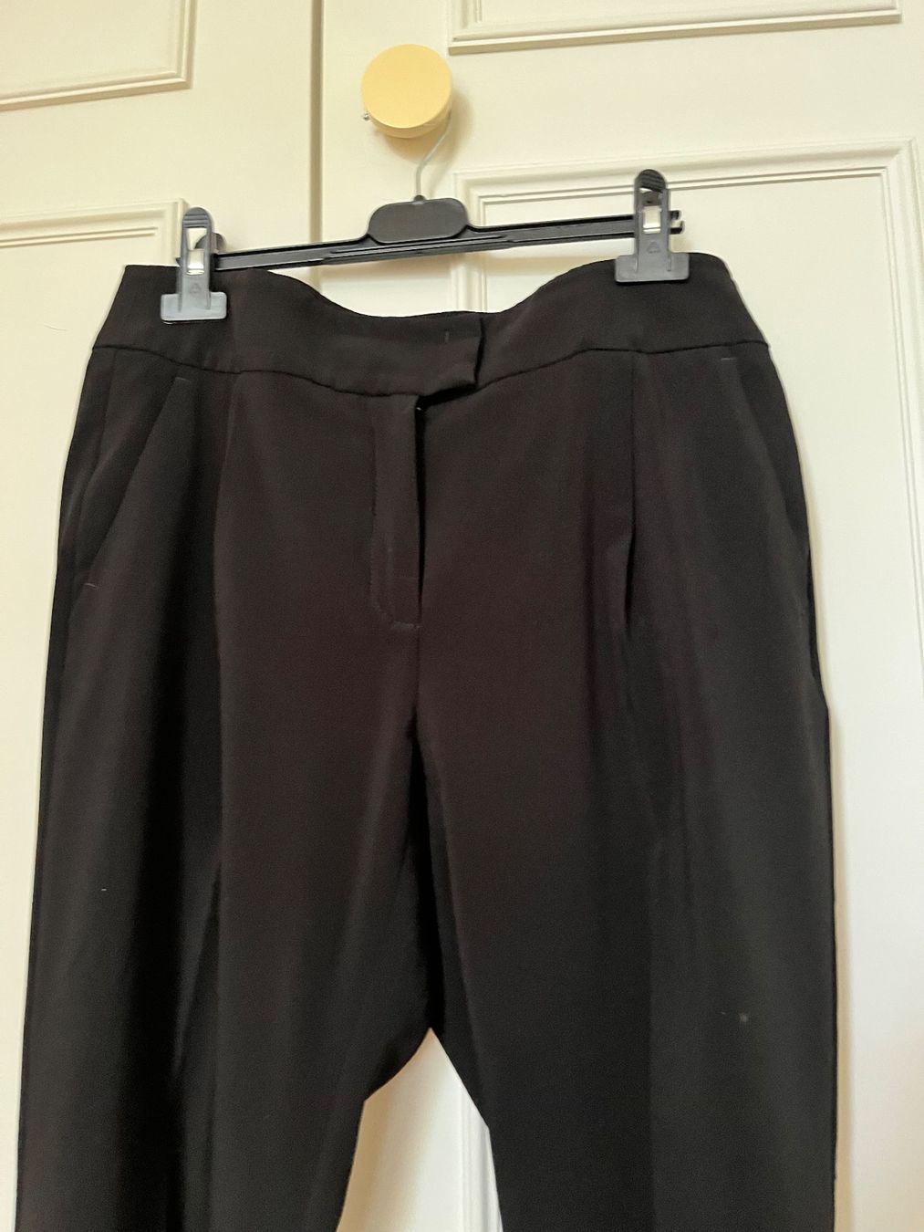 Max Mara Pantaloni: Hose Max Mara – Usato da Lausanne venduto da Charles-marie