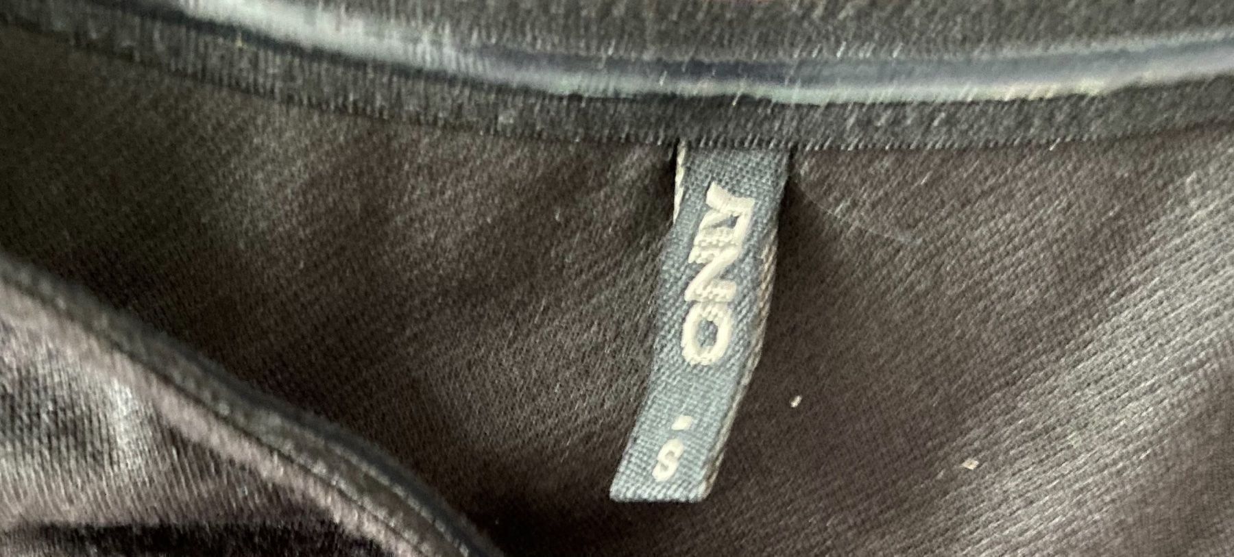 Only Vestiti: Kurzes einseitig Schulterfreies Kleid S – Nuovo (secondo la descrizione) da Dübendorf venduto da chlinibetris 2