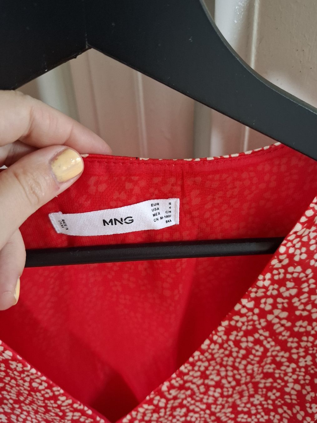 Mango Vestiti: Blumenkleid Mango – Usato da Muri b. Bern venduto da hos_qg29 1