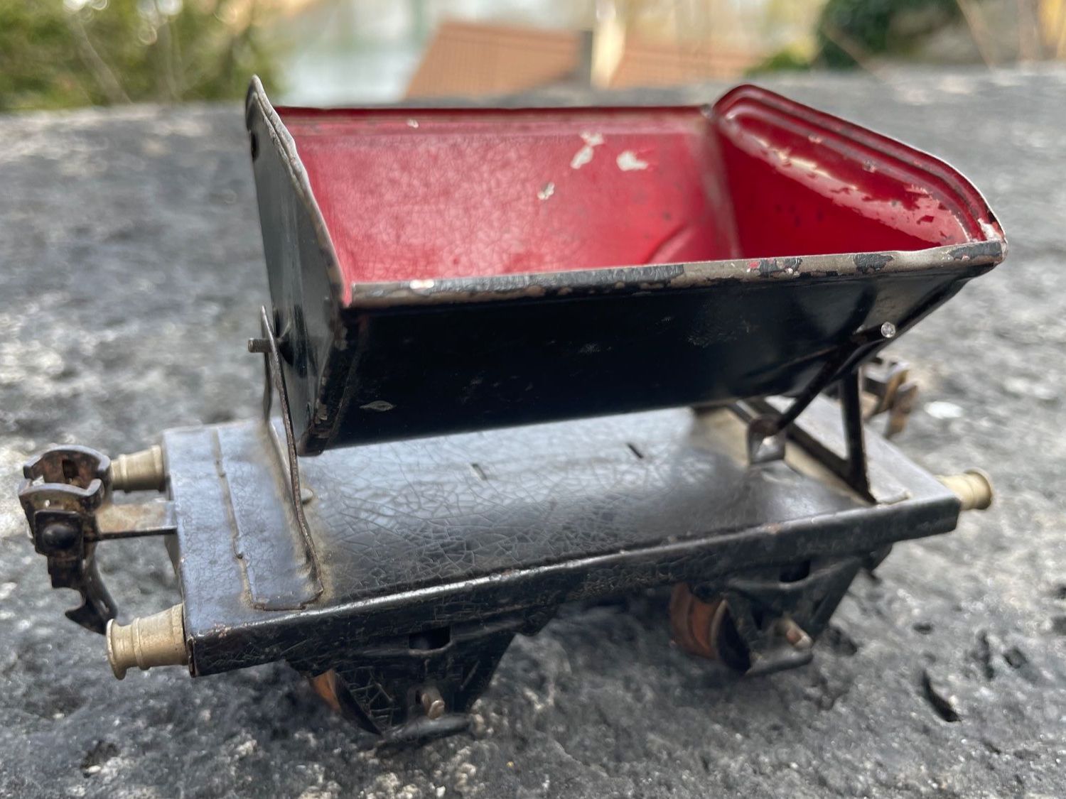 Märklin Modelleisenbahnen: Märklin Kipplore in Spur 0 – Gebraucht aus Brugg AG von lenya1 1