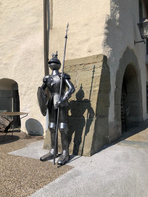 XXL Ritterrüstung ab 1.- (Neu (gemäss Beschreibung)) in für CHF 401 ...