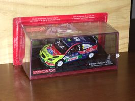 Ford Focus WRC „Abu Dhabi“ 1/43 no Minichamps