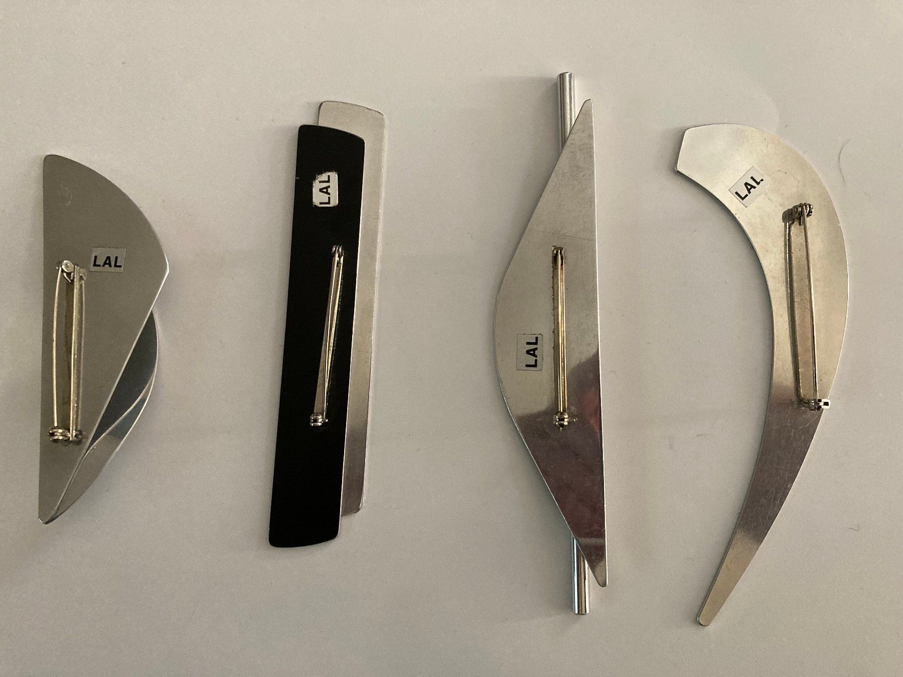 Spille & Fermagli: Broches, design année '80 – Usato da La Chaux-de-Fonds venduto da alain_gus 1