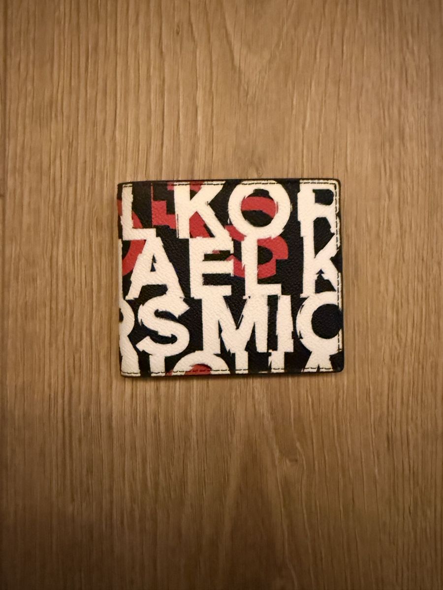 Michael Kors Portafogli: Michael Kors Portmonnaie – Nuovo (secondo la descrizione) da Bolligen venduto da lee_orange