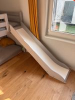 Original FLEXA Classic Bett-Rutsche - grau lasiert