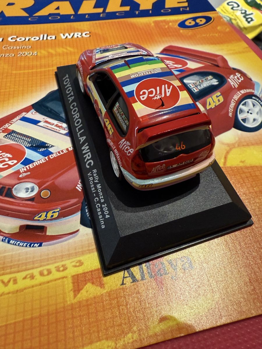 Toyota Modellini d'auto: Toyota corolla WRC 2004   1/43 – Usato da Versoix venduto da Jeannot57 2