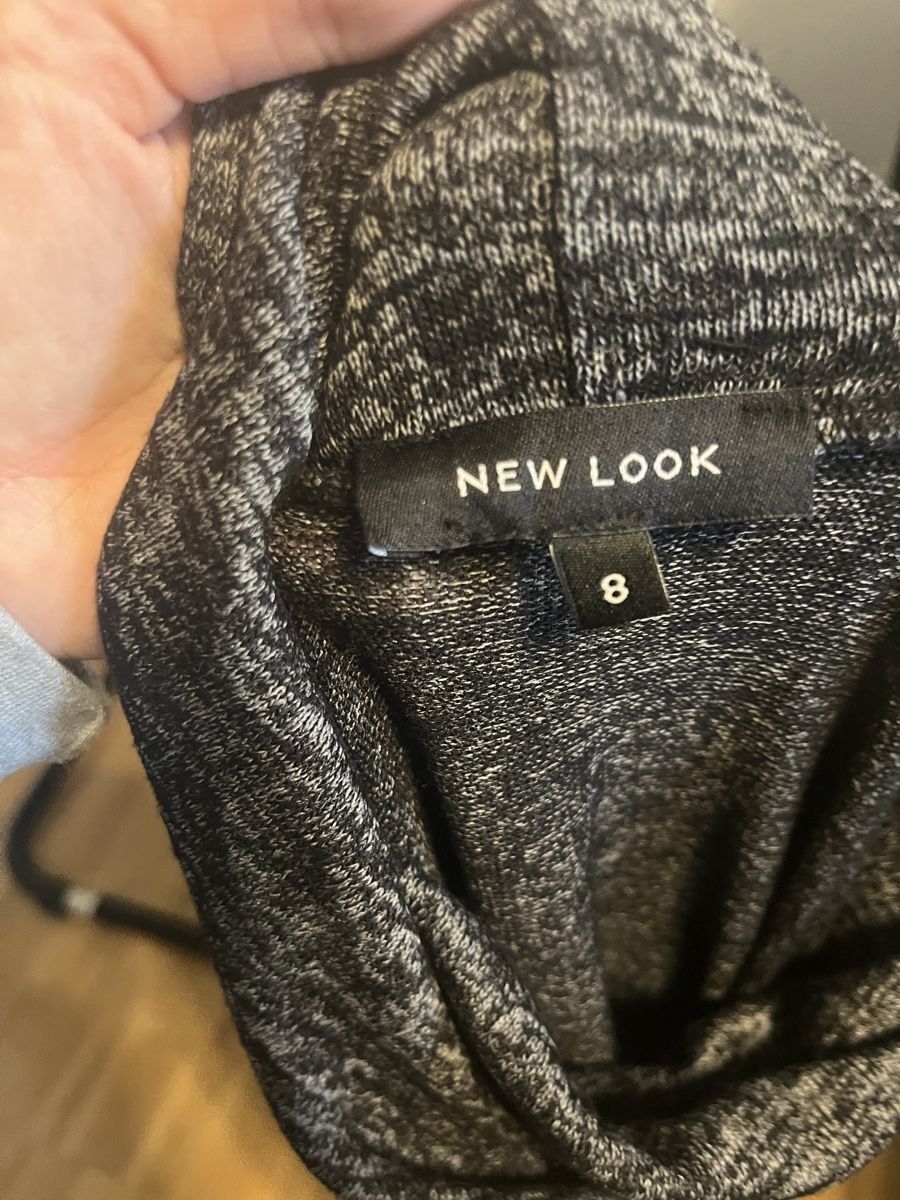 New Look Pullover & Sweatshirts: New Look Pullover Gr. 8 – Gebraucht aus Zollikerberg von LLV 4