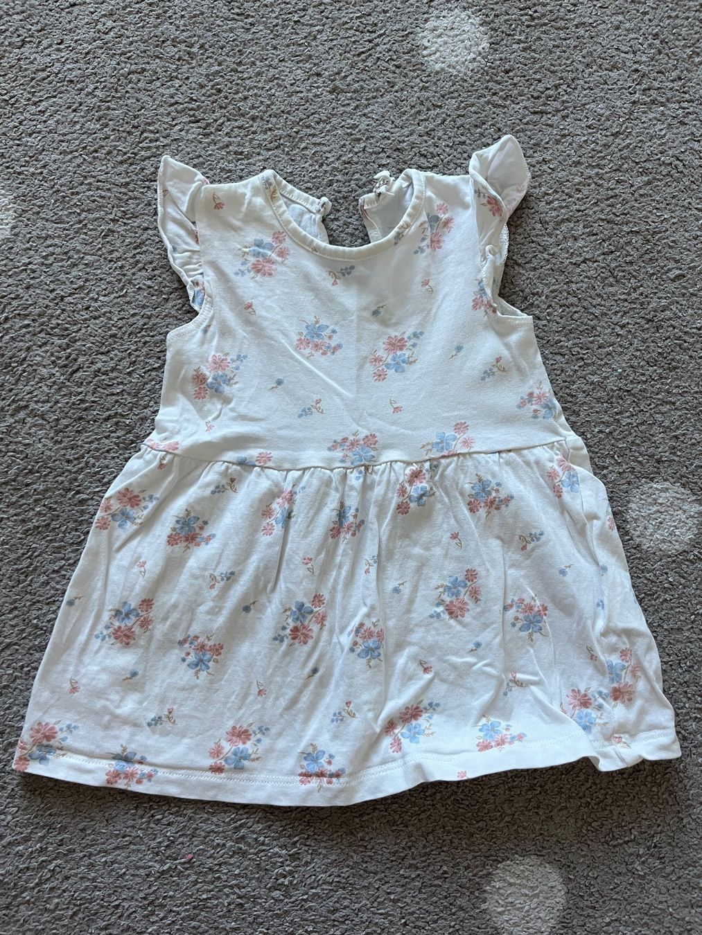 H&M Robes et jupes: Kleid Gr. 68 – D'occasion à Villnachern par schudelinho