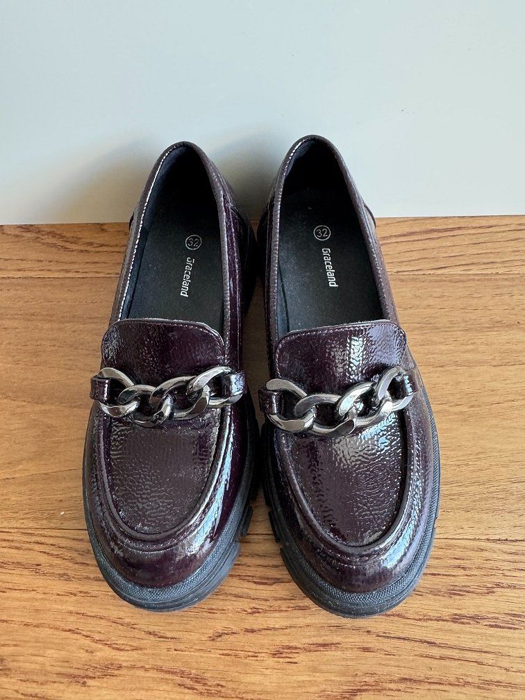 Scarpe per ragazze: Neuwertig: Elegante Halbschuhe, Gr. 32 – Nuovo (secondo la descrizione) da Horgen venduto da Feli39
