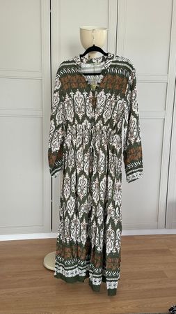 Kleid