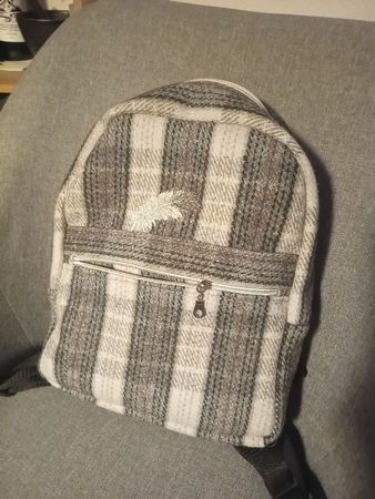Wollrucksack im Karomuster, ideal für den Herbst!