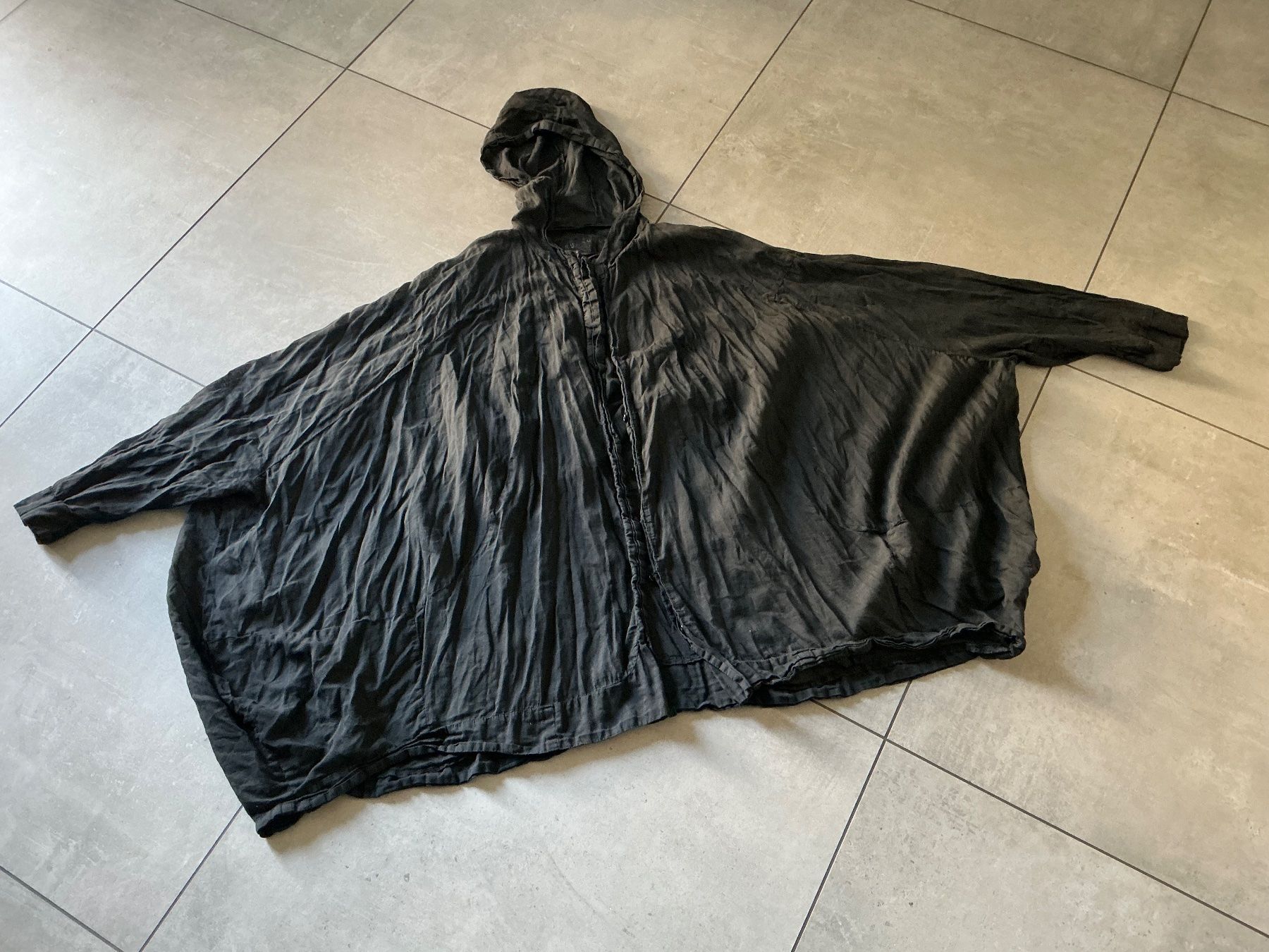 Rundholz Camicette: Semitransparente weite Bluse Rundholz DIP schwarz – Usato da Carona venduto da LaDark11 3