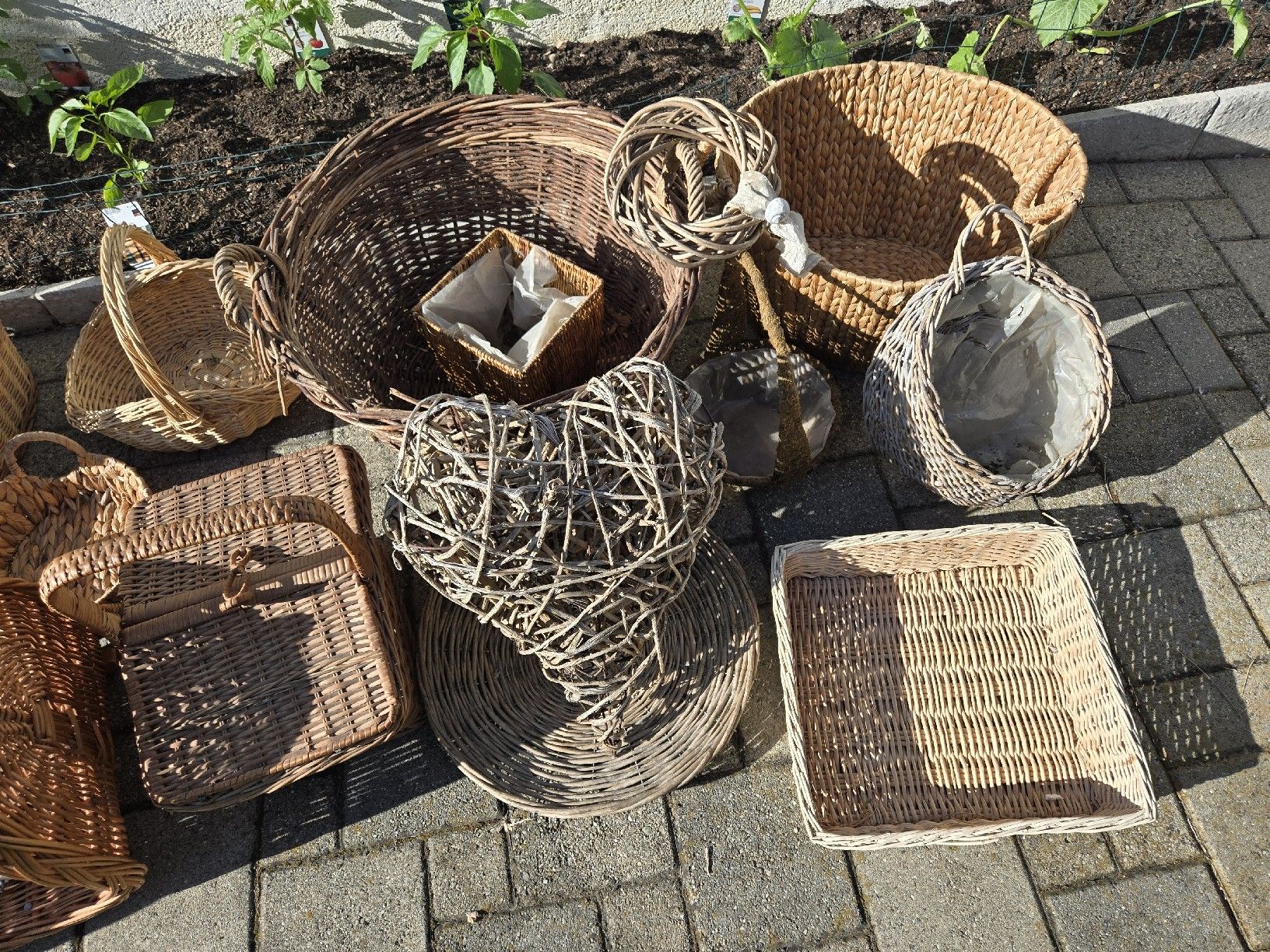 Altro per la casa: Diverse Ratan Korb-Sammlung: ca 15 Stk. – Usato da Oberglatt ZH venduto da albarpitsch 2